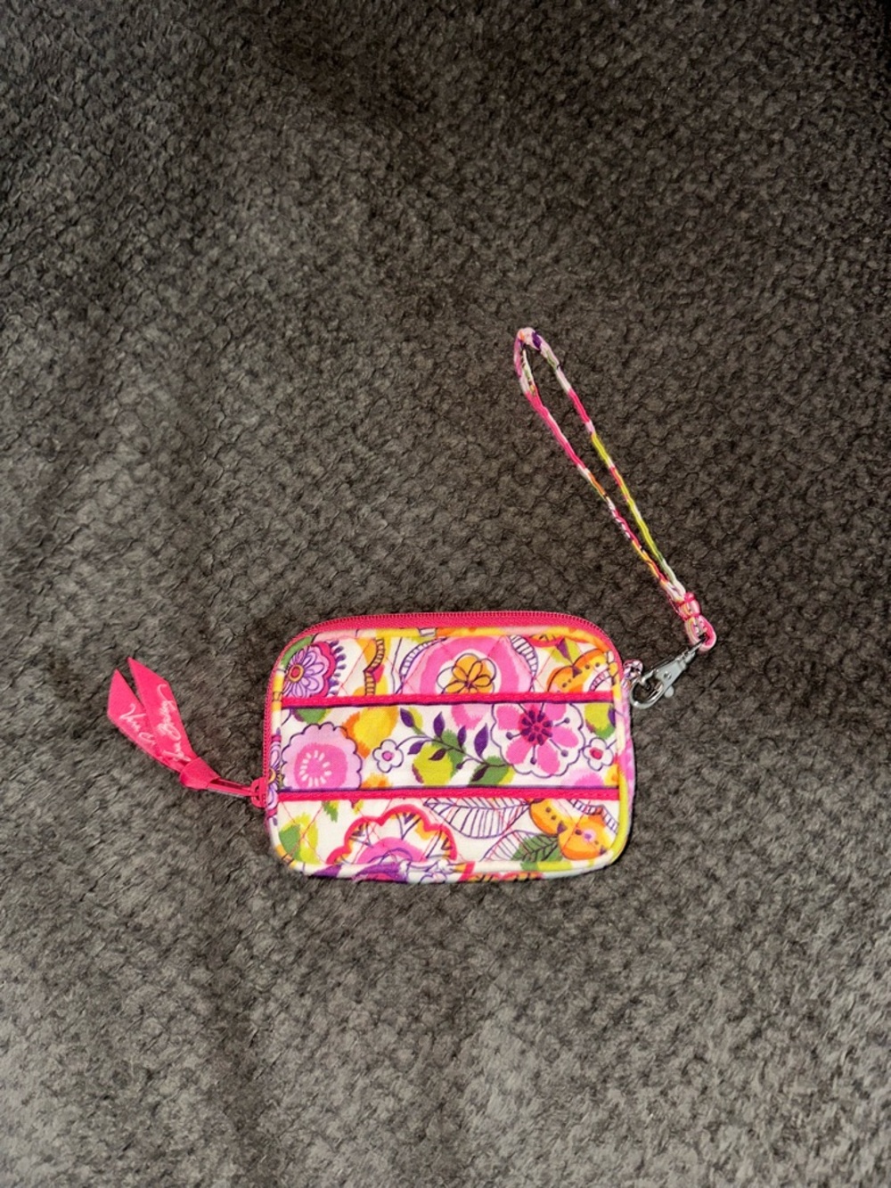 NWOT Vera Bradley Retired Clementine Floral Tech Case